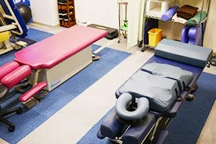 完全予約制の個室施術室