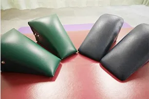ソフトな矯正に使う器具